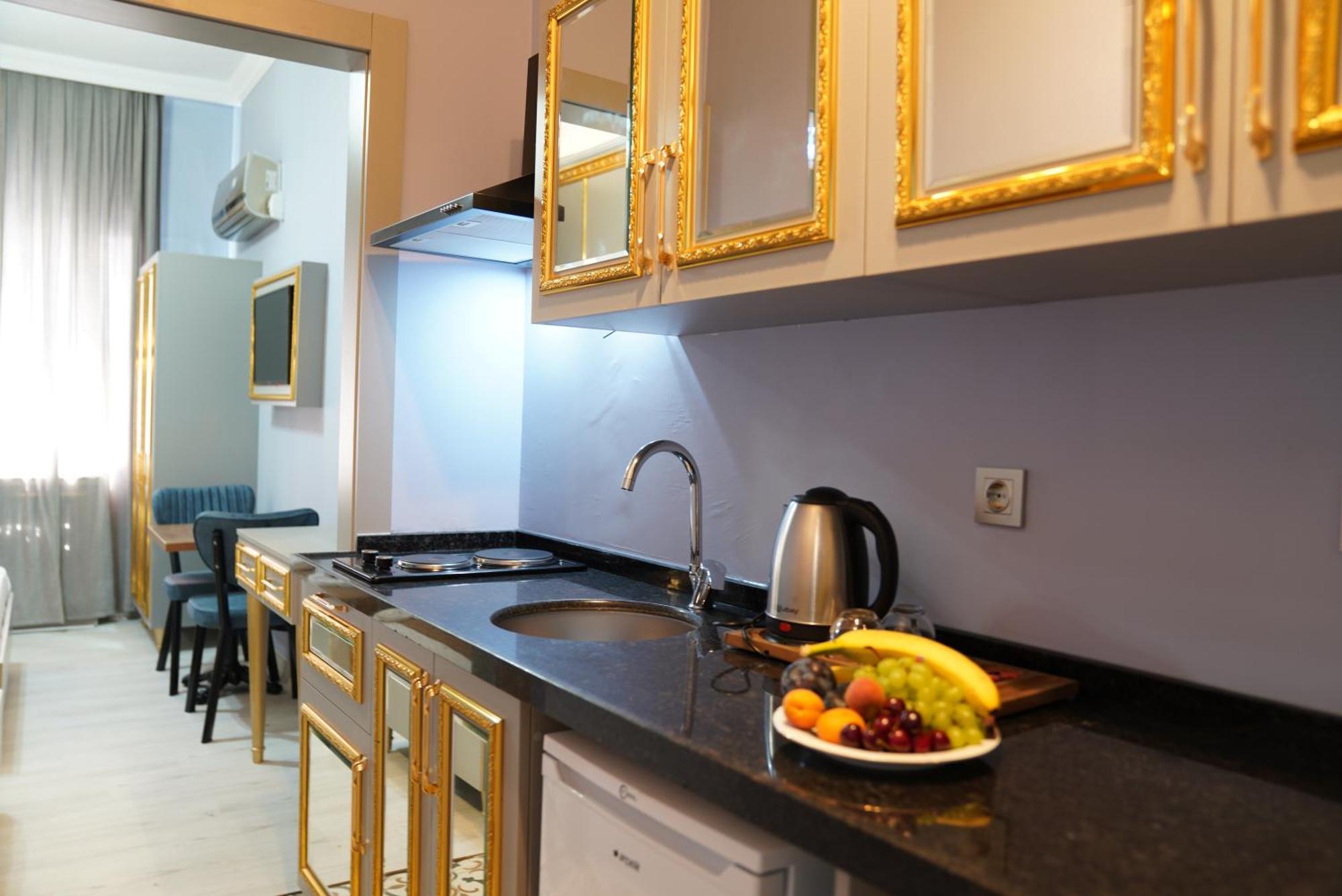 Maria Suit Hotel Istanbul Bagian luar foto