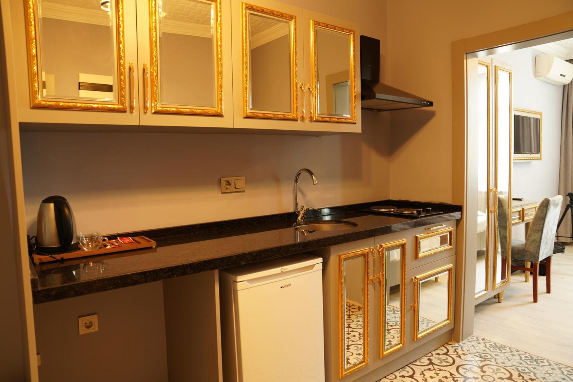 Maria Suit Hotel Istanbul Bagian luar foto